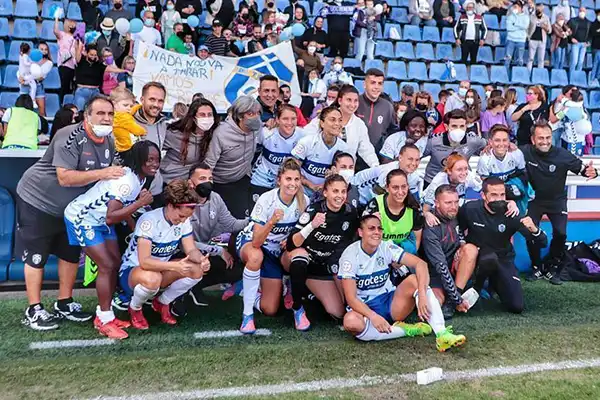 Equipo de la temporada 2015/2016 - Debut en Primera División