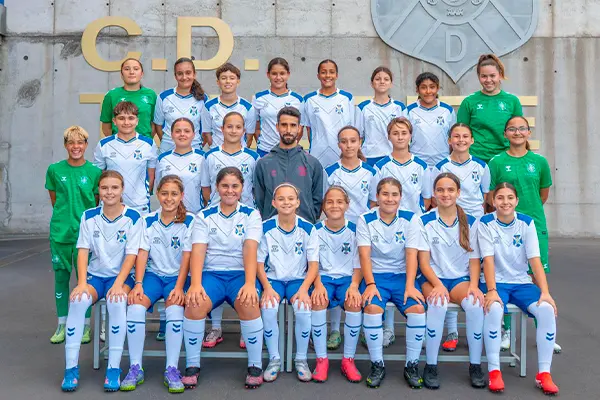 Foto oficial del equipo Infantil del CD Tenerife Femenino